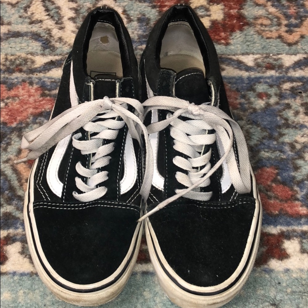 Black Vans women’s 8